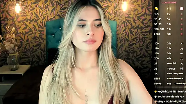 KiaraCarter online show from 01.31.25