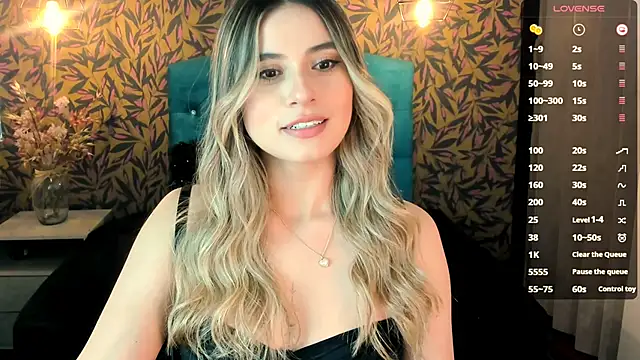 KiaraCarter online show from 02.24.25