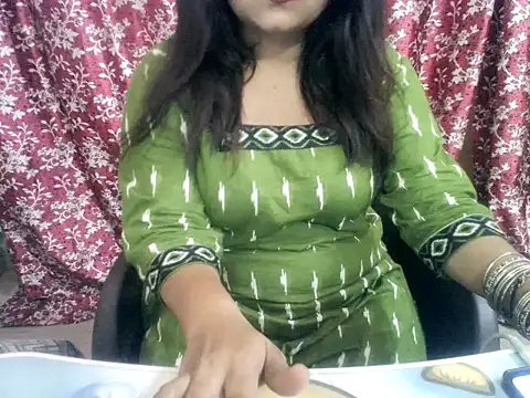 Lusty Wife1 online show from 06.07.26