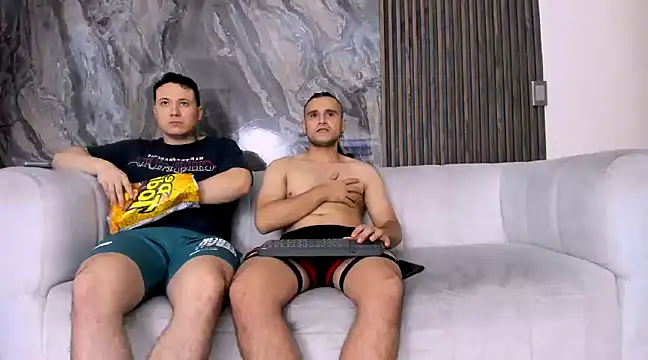 Snapshot of blessmyneighbors2 chatting on 12.30.24 blessmyneighbors2 online show from 12.30.24