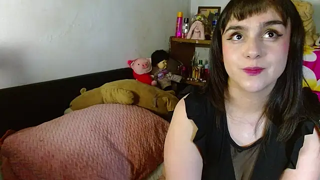 Snapshot of collette_beaufoy_ chatting on 05.08.26 collette beaufoy online show from 05.08.26