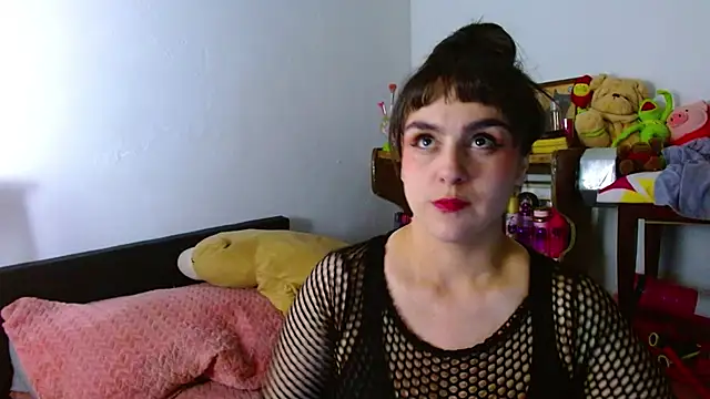 Snapshot of collette_beaufoy_ chatting on 06.03.26 collette beaufoy online show from 06.03.26