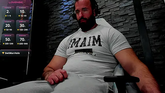 Snapshot of David_Big_Daddy chatting on 05.01.26 David Big Daddy online show from 05.01.26