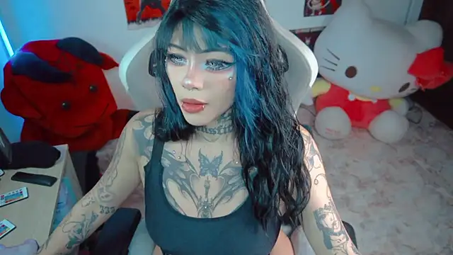 Deadly Doll online show from 06.17.26