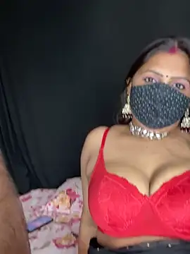 Indian AvaAddams online show from 10.13.25