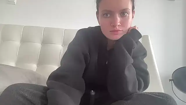 mariemelissah online show from 12.21.25