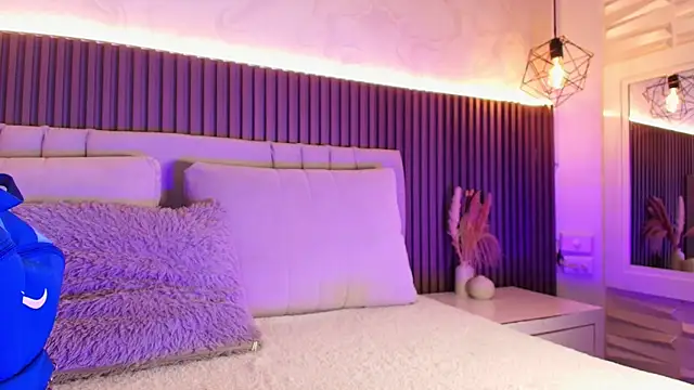 SHANONCLARK online show from 01.09.26