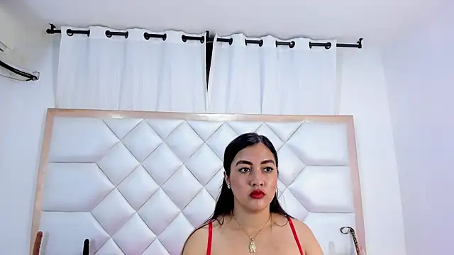 brittany069 online show from 01.14.25