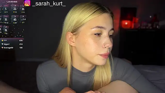 Snapshot of sarah_kurt chatting on 10.16.25 sarah kurt online show from 10.16.25