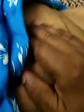 Snapshot of flamingoss chatting on 10.25.25 flamingoss online show from 10.25.25