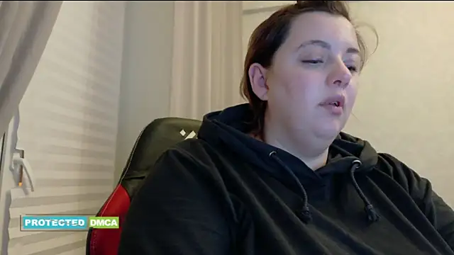 MargoCurves online show from 02.13.25