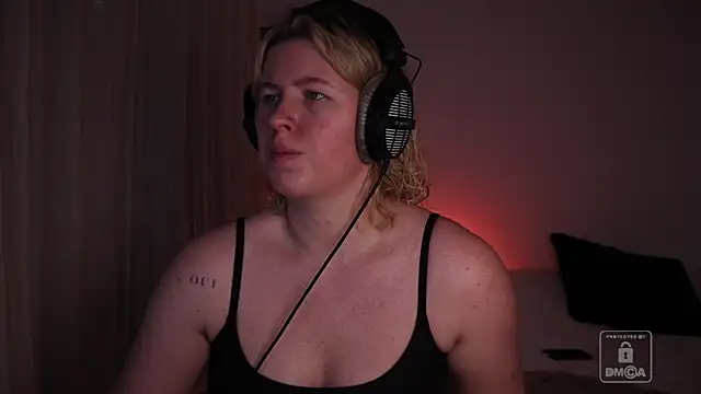 moonamii online show from 01.09.26