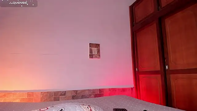 AnnaFoox1 online show from 11.21.25