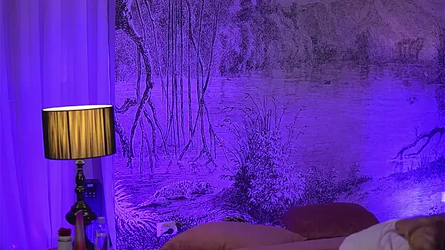 YamiraKim online show from 04.08.26