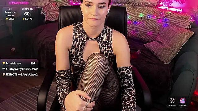 amanda strong online show from 01.08.25
