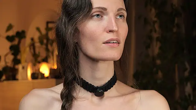 yulladao online show from 11.09.25