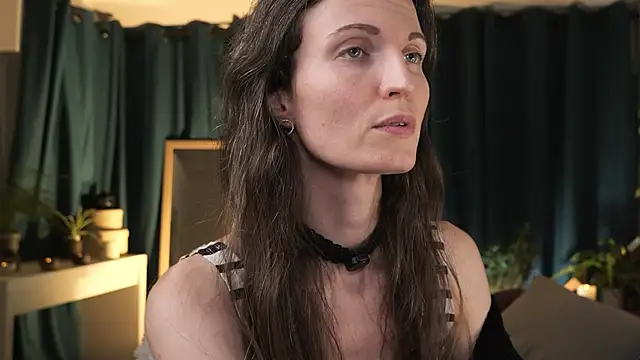 yulladao online show from 04.11.26