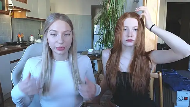 MiaKeler online show from 03.07.25