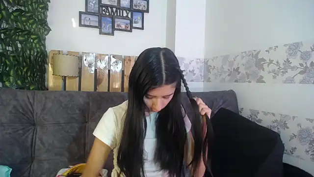 renata allen online show from 02.04.25