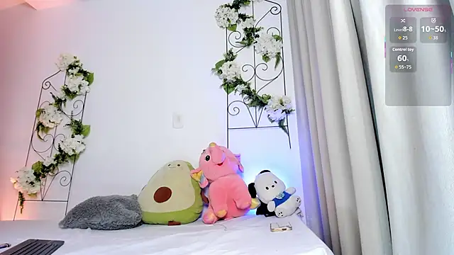 Jiggly   online show from 09.13.25