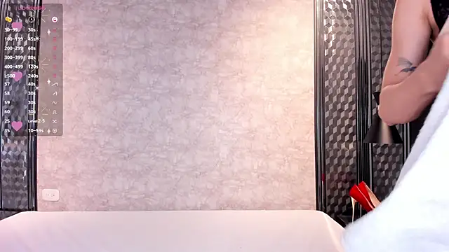 Jiggly   online show from 10.17.25