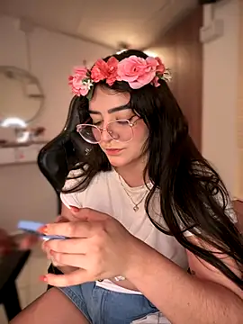 Snapshot of Lia_flowers chatting on 11.03.25 Lia flowers online show from 11.03.25