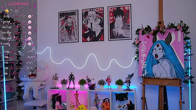 HolliWould  online show from 09.30.25