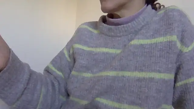 Snapshot of zorritasuperhot chatting on 12.30.24 zorritasuperhot online show from 12.30.24