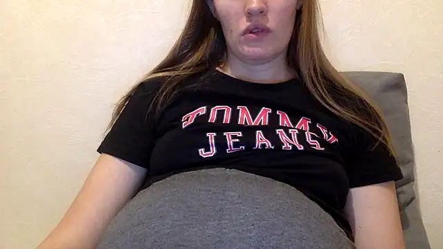 Snapshot of vanessa4you chatting on 01.11.25 vanessa4you online show from 01.11.25