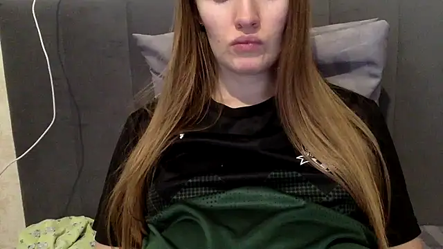 Snapshot of vanessa4you chatting on 01.21.25 vanessa4you online show from 01.21.25