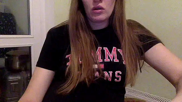 Snapshot of vanessa4you chatting on 02.03.25 vanessa4you online show from 02.03.25