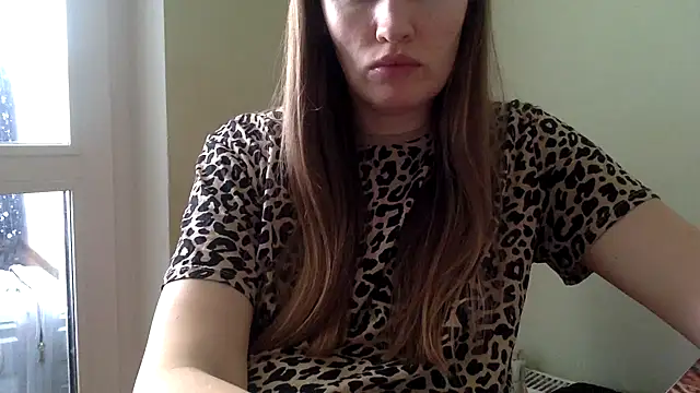 Snapshot of vanessa4you chatting on 02.06.25 vanessa4you online show from 02.06.25