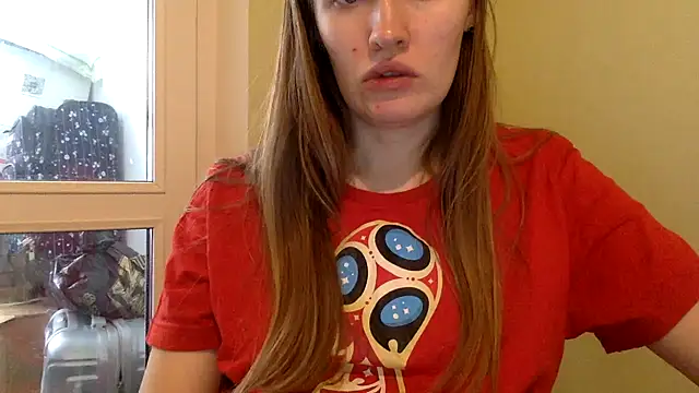 Snapshot of vanessa4you chatting on 02.14.25 vanessa4you online show from 02.14.25