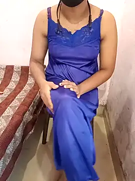 Snapshot of Mallu-Gayathri_Arun chatting on 09.20.25 Mallu-Gayathri Arun online show from 09.20.25