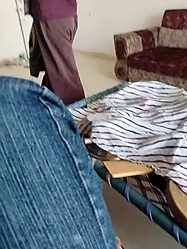 Instant chargerxh online show from 04.10.26