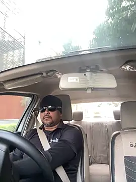 Dick 6inches online show from 10.22.25