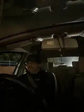 Dick 6inches online show from 10.29.25