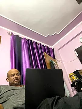 Dick 6inches online show from 11.26.25