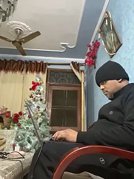 Dick 6inches online show from 12.21.25