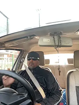 Dick 6inches online show from 04.07.26