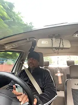 Dick 6inches online show from 04.17.26