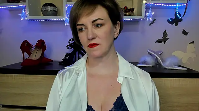 feliziaDesire online show from 02.18.25