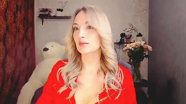 MillaXQueen online show from 02.27.25