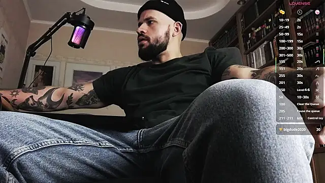 Snapshot of FindomJason chatting on 09.26.25 FindomJason online show from 09.26.25