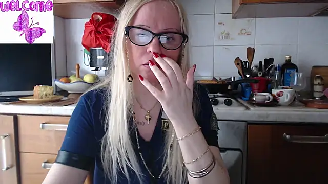 martachatte online show from 03.10.25