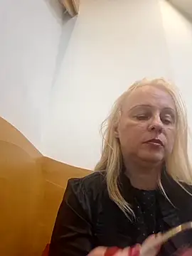 martachatte online show from 04.17.26