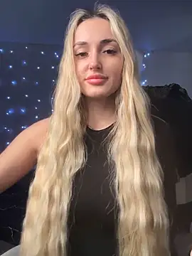 Snapshot of minalawarden chatting on 02.07.25 minalawarden online show from 02.07.25