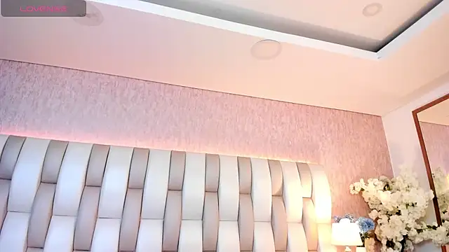 Rebeca jones online show from 01.28.25