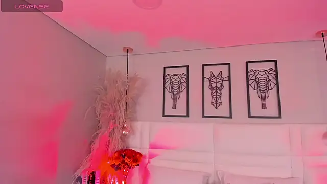 Rebeca jones online show from 11.14.25