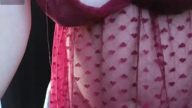 Mia G0ld online show from 04.11.26